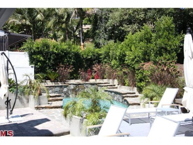 LUXURY LEASE: 1322 Londonberry Place, West Hollywood