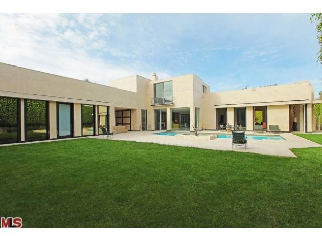 LUXURY LEASE: 801 North Rexford Drive, Beverly Hills