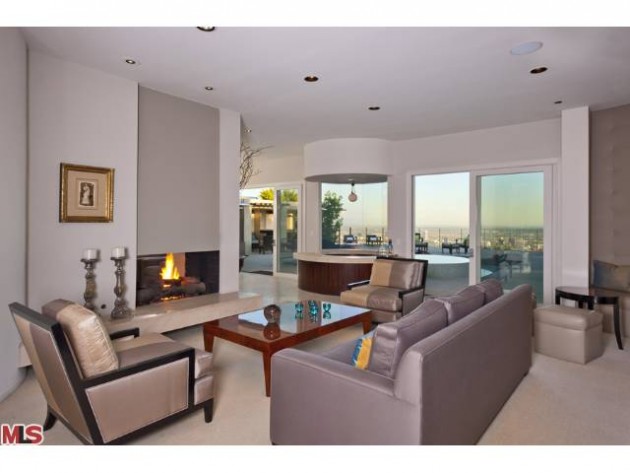 LUXURY LEASE: 9016 Hopen Place, West Hollywood