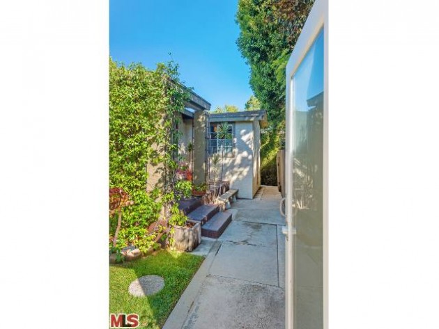 1st Time Home Buyer Special: 1906 Apex Ave, Silver Lake